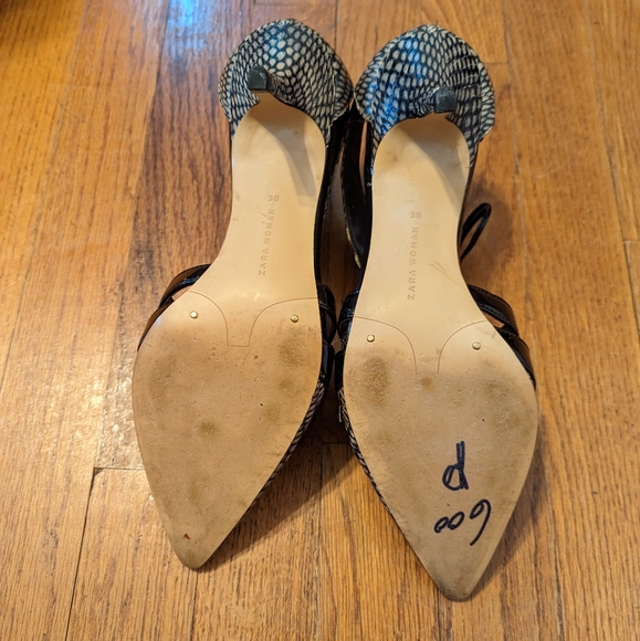 Zara Woman taupe black leather gladiator caged snake scale low heels - Picture 6 of 8